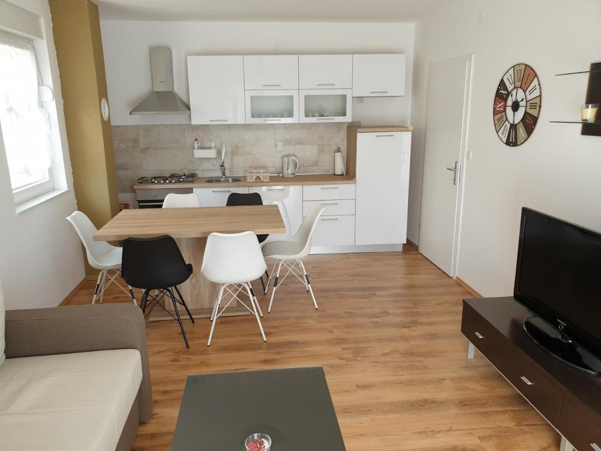 Delfin Vidalici Apartman Appartement Kustići Buitenkant foto